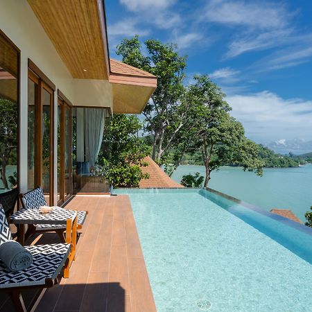 Sinae Phuket Hotel Buitenkant foto