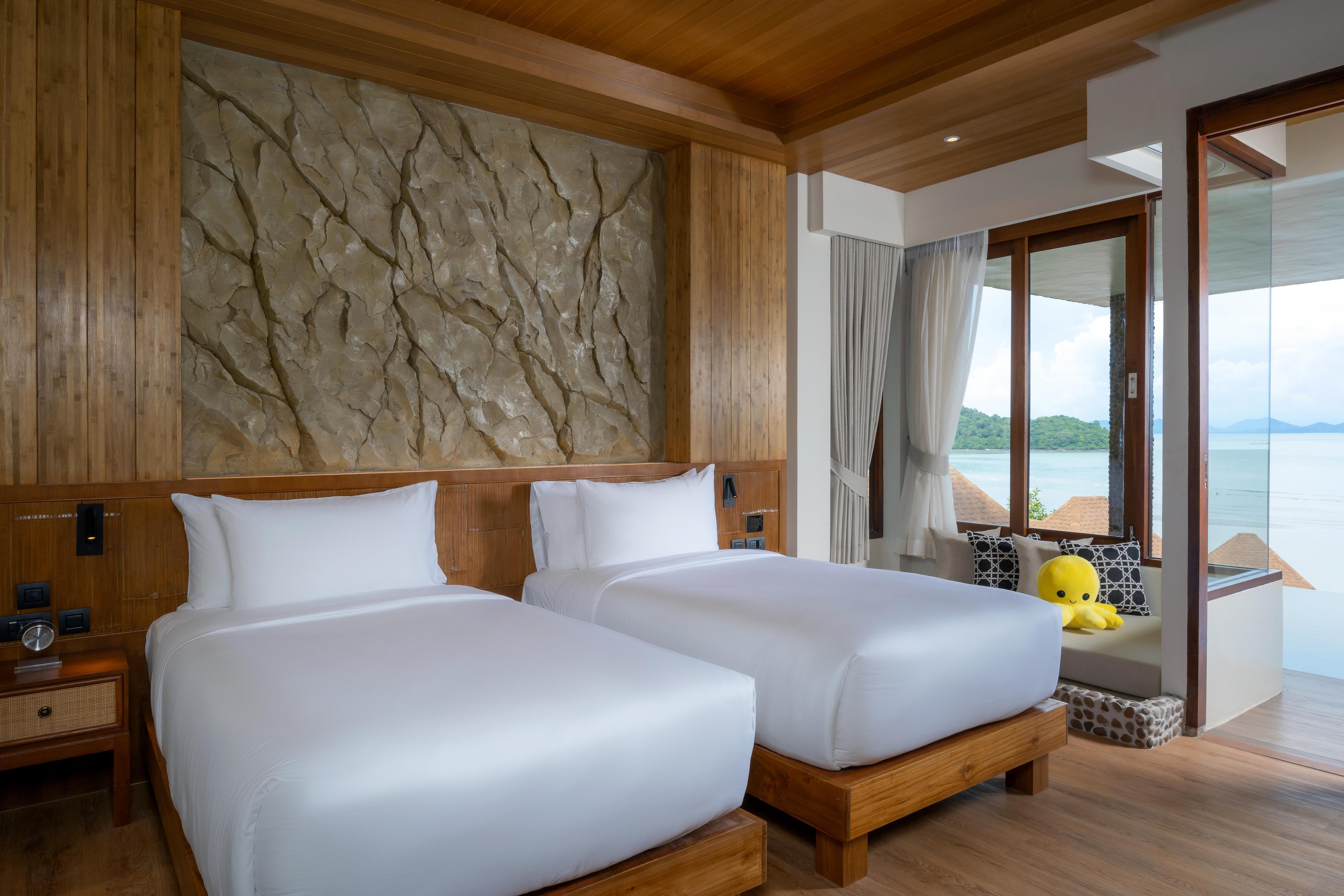 Sinae Phuket Hotel Buitenkant foto