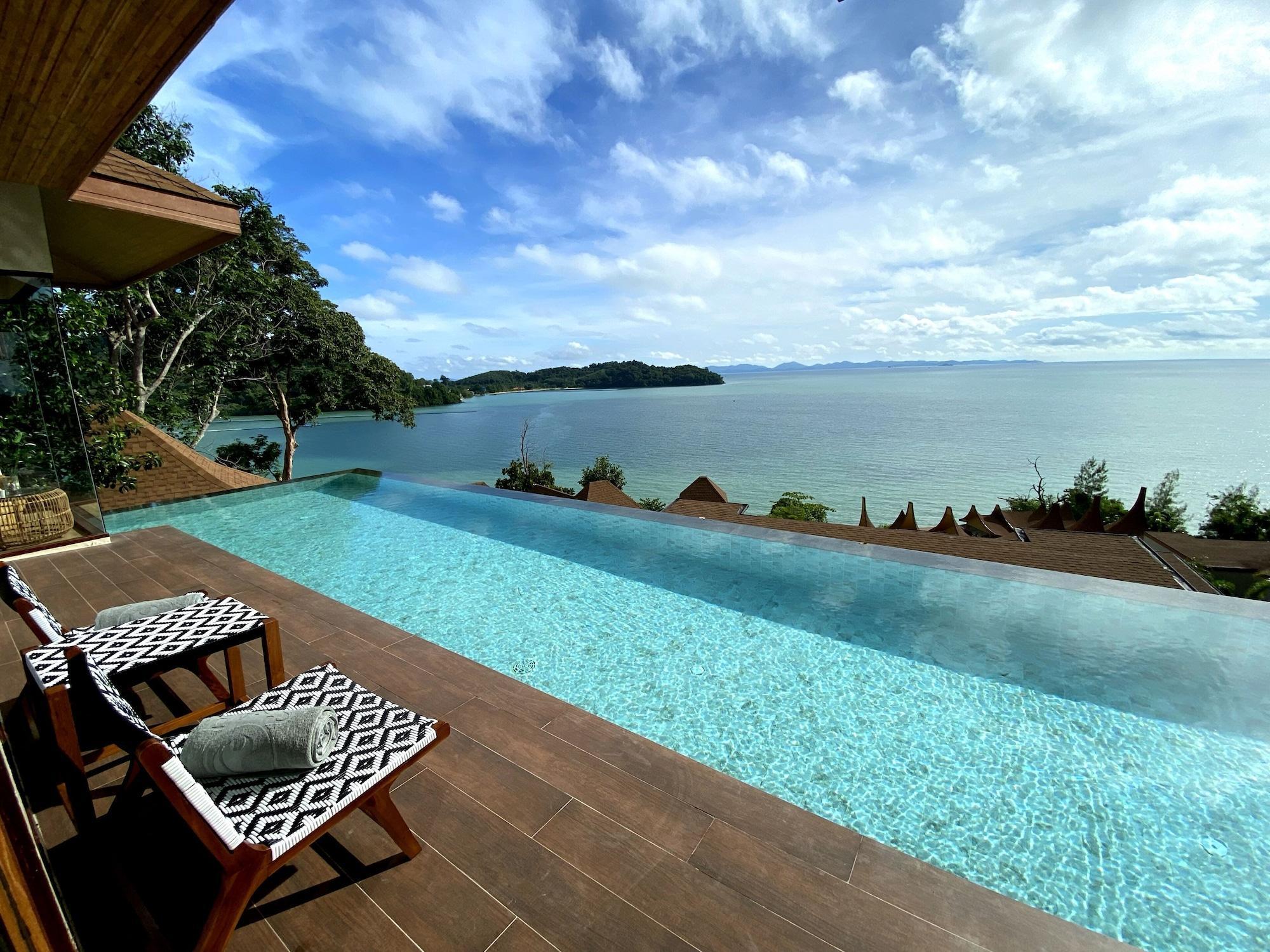 Sinae Phuket Hotel Buitenkant foto